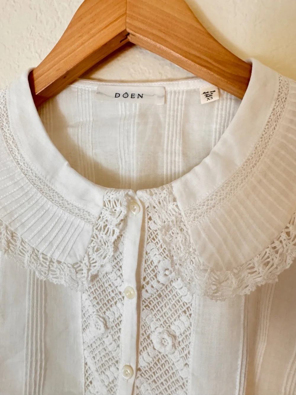 DOEN Bernadine Blouse - Picture 4 of 9